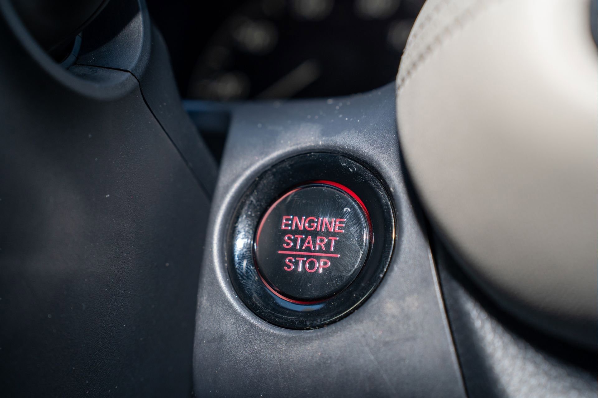 Certified 2023 Honda HR-V LX image 27