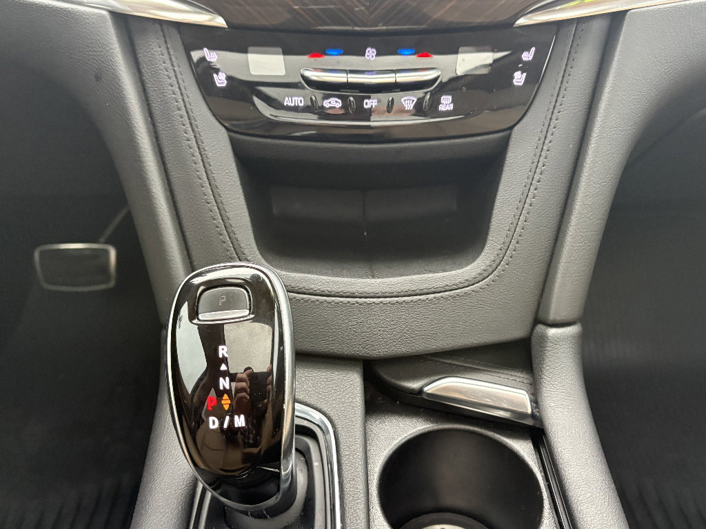 Used 2020 Cadillac XT6 Sport w/ Platinum Package image 29