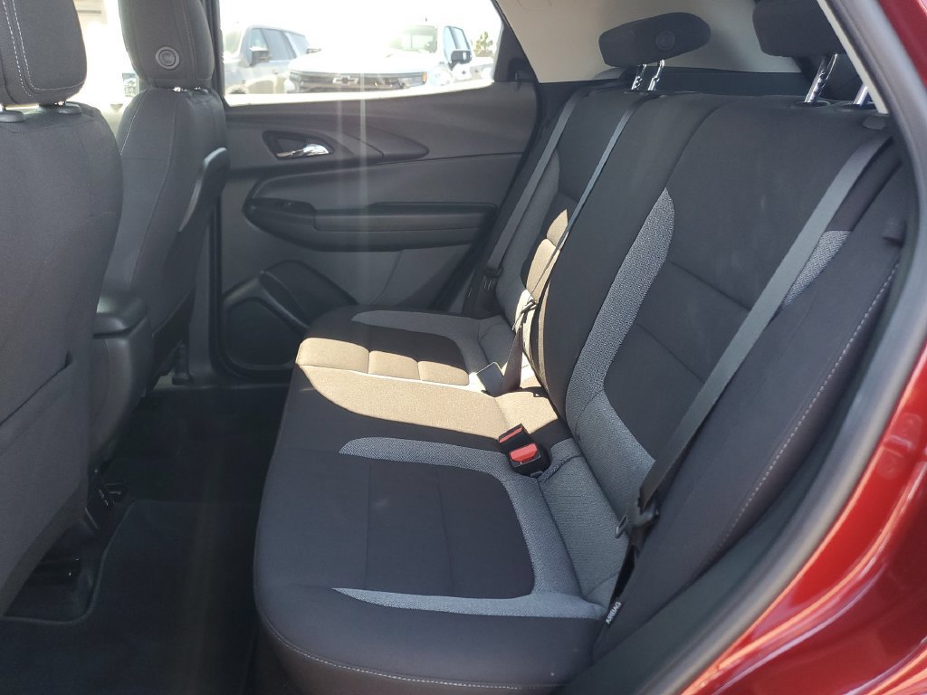 Used 2023 Chevrolet TrailBlazer LT w/ Convenience Package AWD/4WD image 24