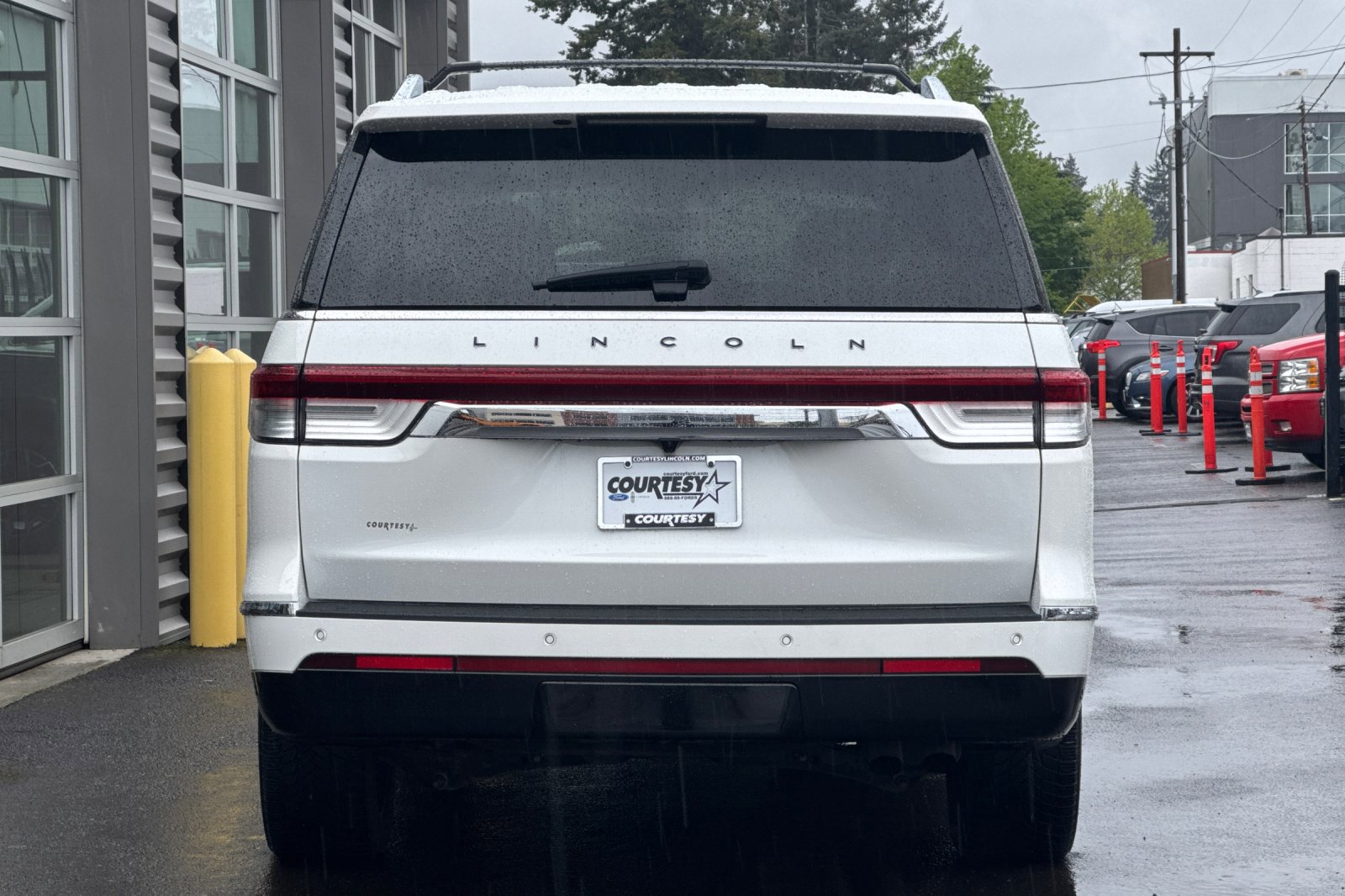 Certified 2024 Lincoln Navigator L Black Label AWD/4WD image 5