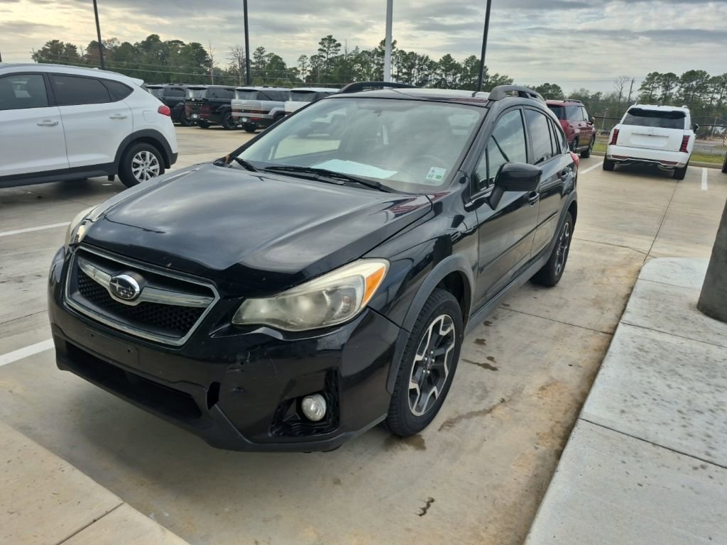 Used 2017 Subaru Crosstrek 2.0i Premium w/ Moonroof Package