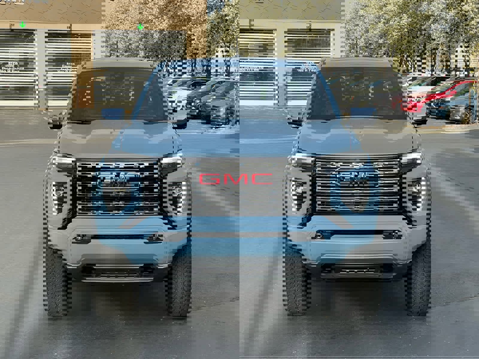 Used 2026 GMC Canyon Denali image 3