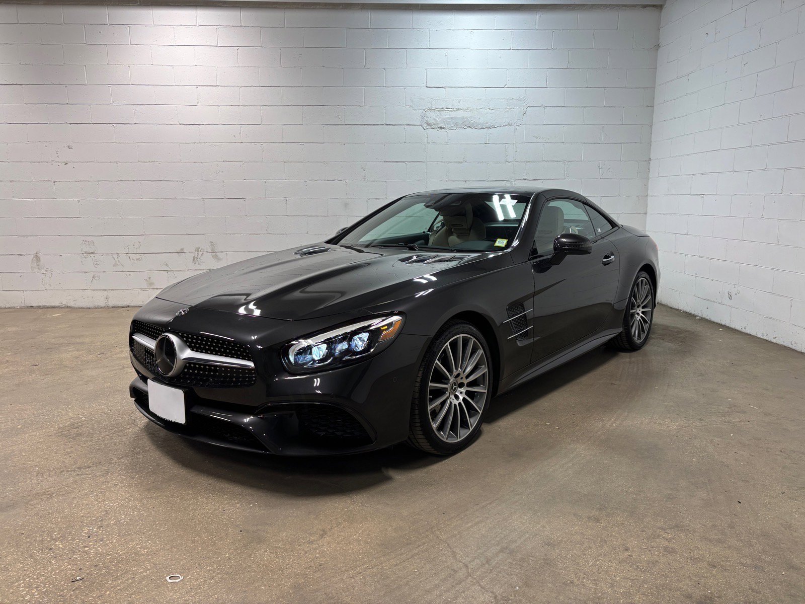 Used 2020 Mercedes-Benz SL 450 video 1