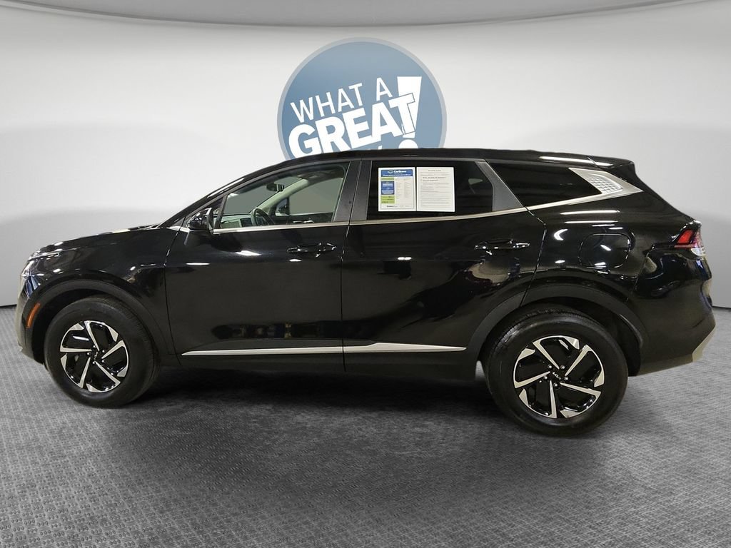 Used 2023 Kia Sportage LX AWD/4WD image 8