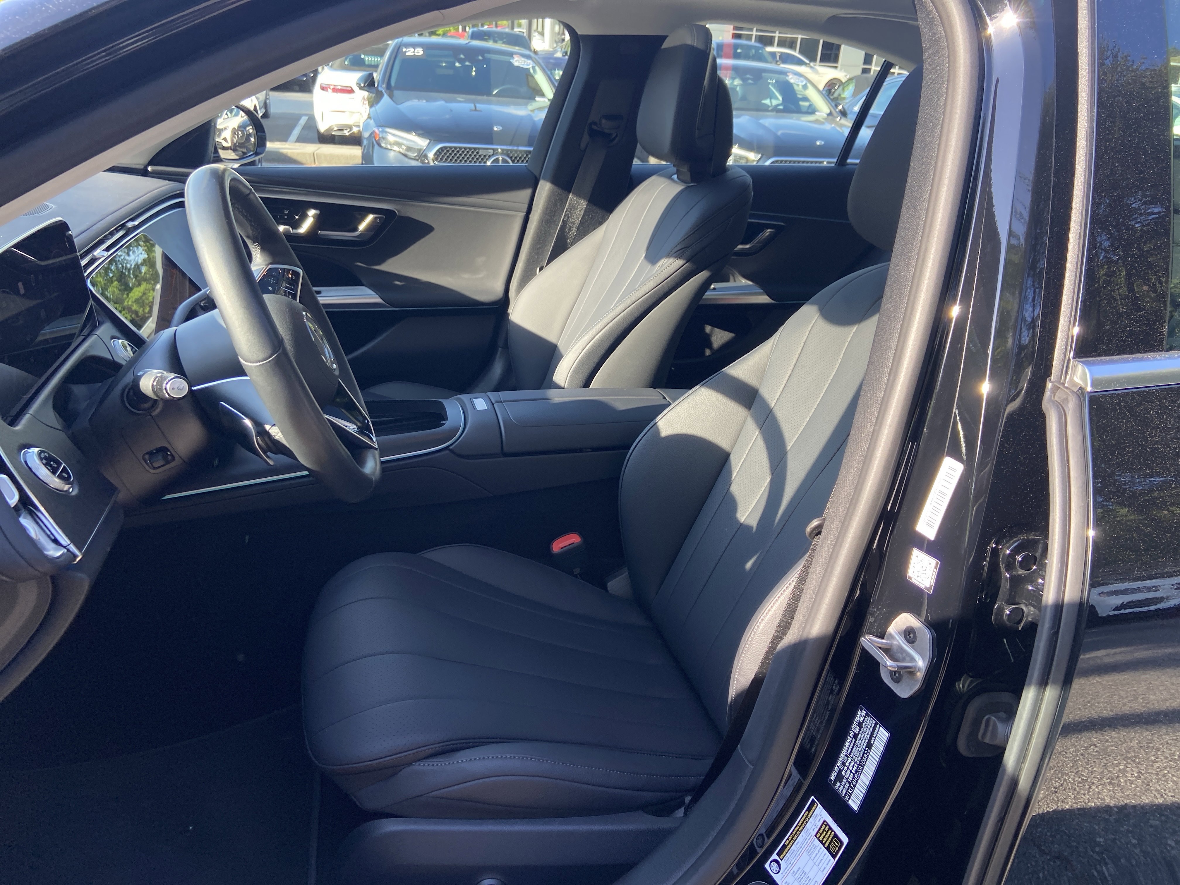 Certified 2025 Mercedes-Benz E 350 4MATIC Sedan image 25