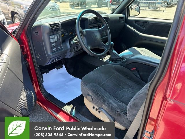 Used 1997 Chevrolet Blazer LS w/ Preferred Equipment Group AWD/4WD image 12