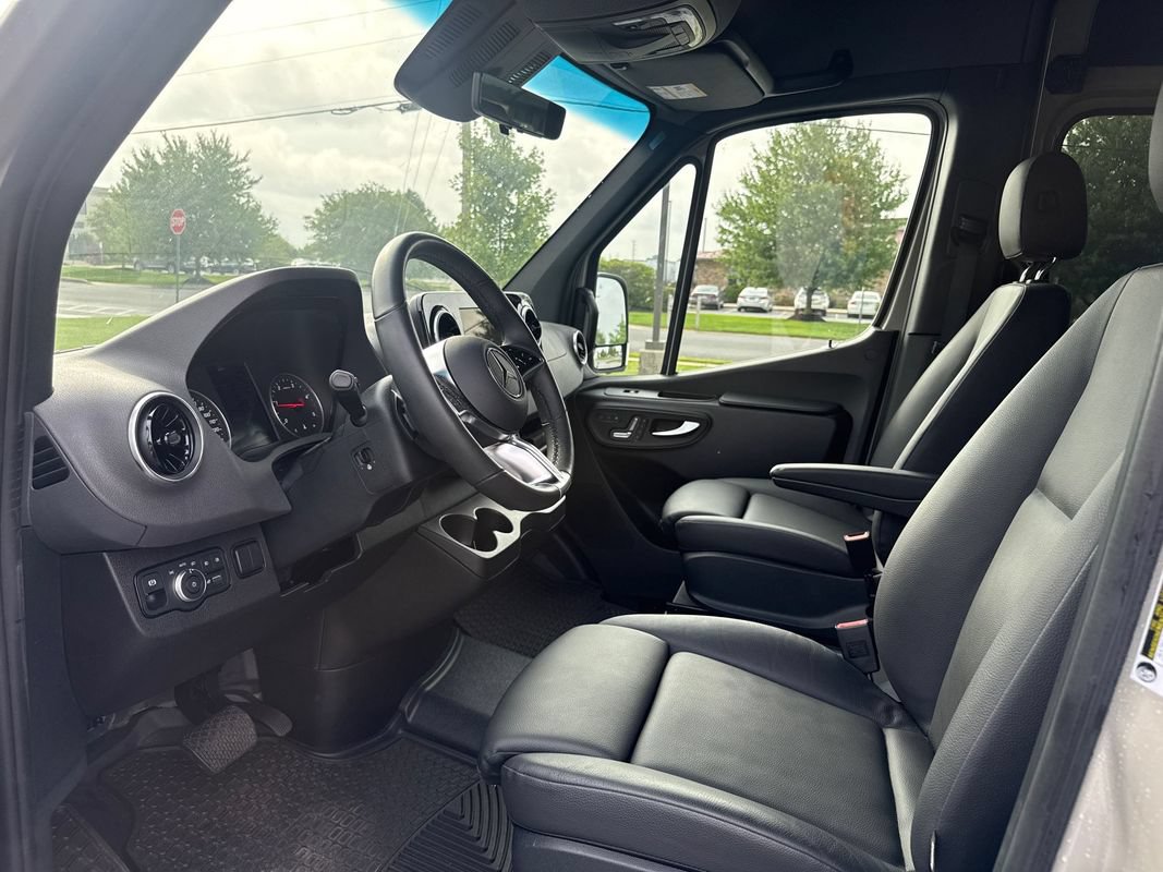 Used 2026 Mercedes-Benz Sprinter 2500 image 10