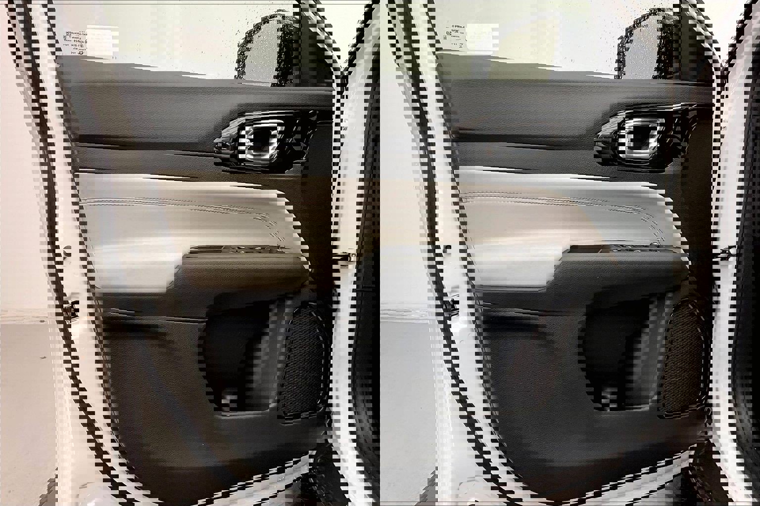 New 2026 Jeep Compass Limited image 12