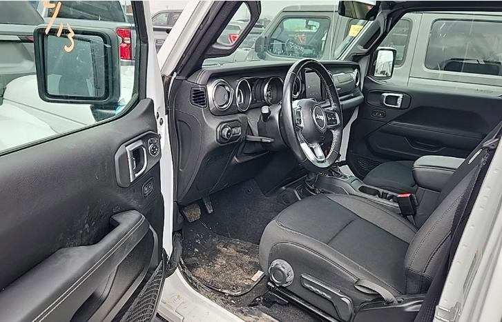 Used 2021 Jeep Wrangler Unlimited Sahara w/ Uconnect 4C Nav & Sound Group image 9