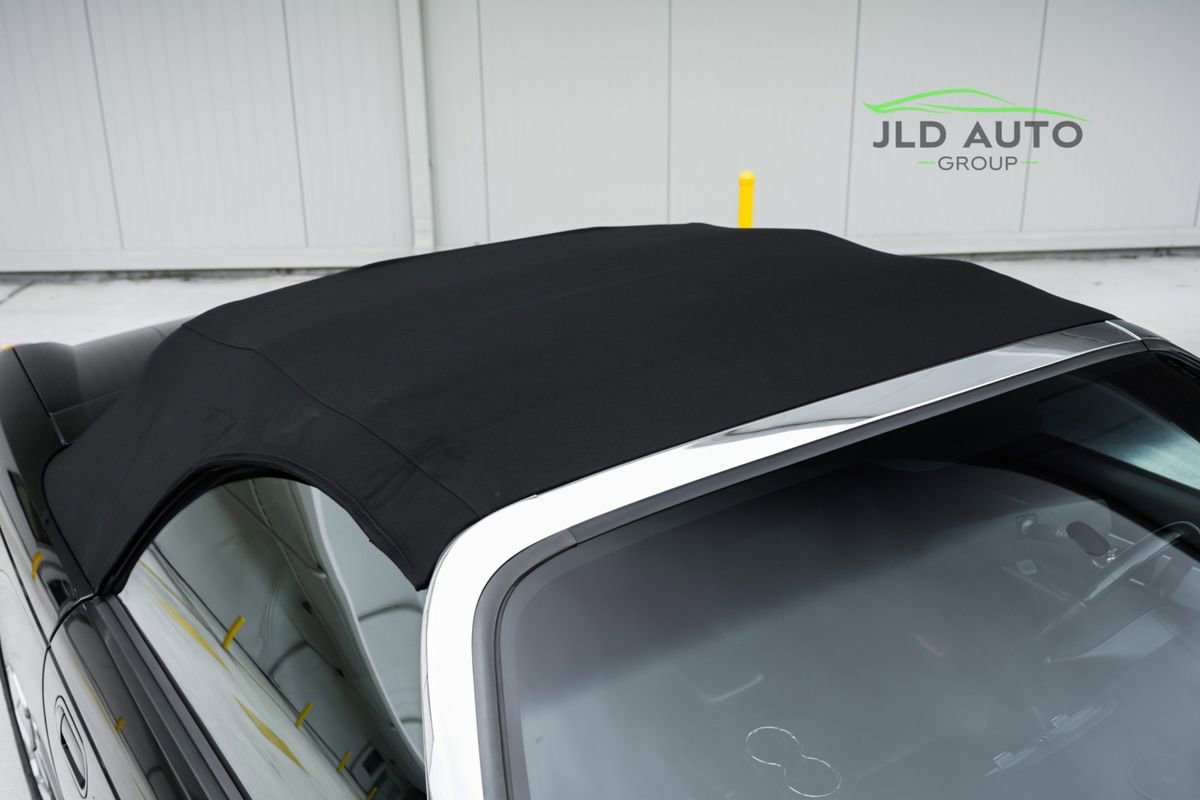 Used 2004 Ford Thunderbird Premium image 58