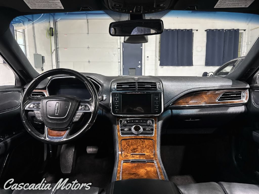 Used 2017 Lincoln Continental Reserve w/ Technology Package AWD/4WD image 18