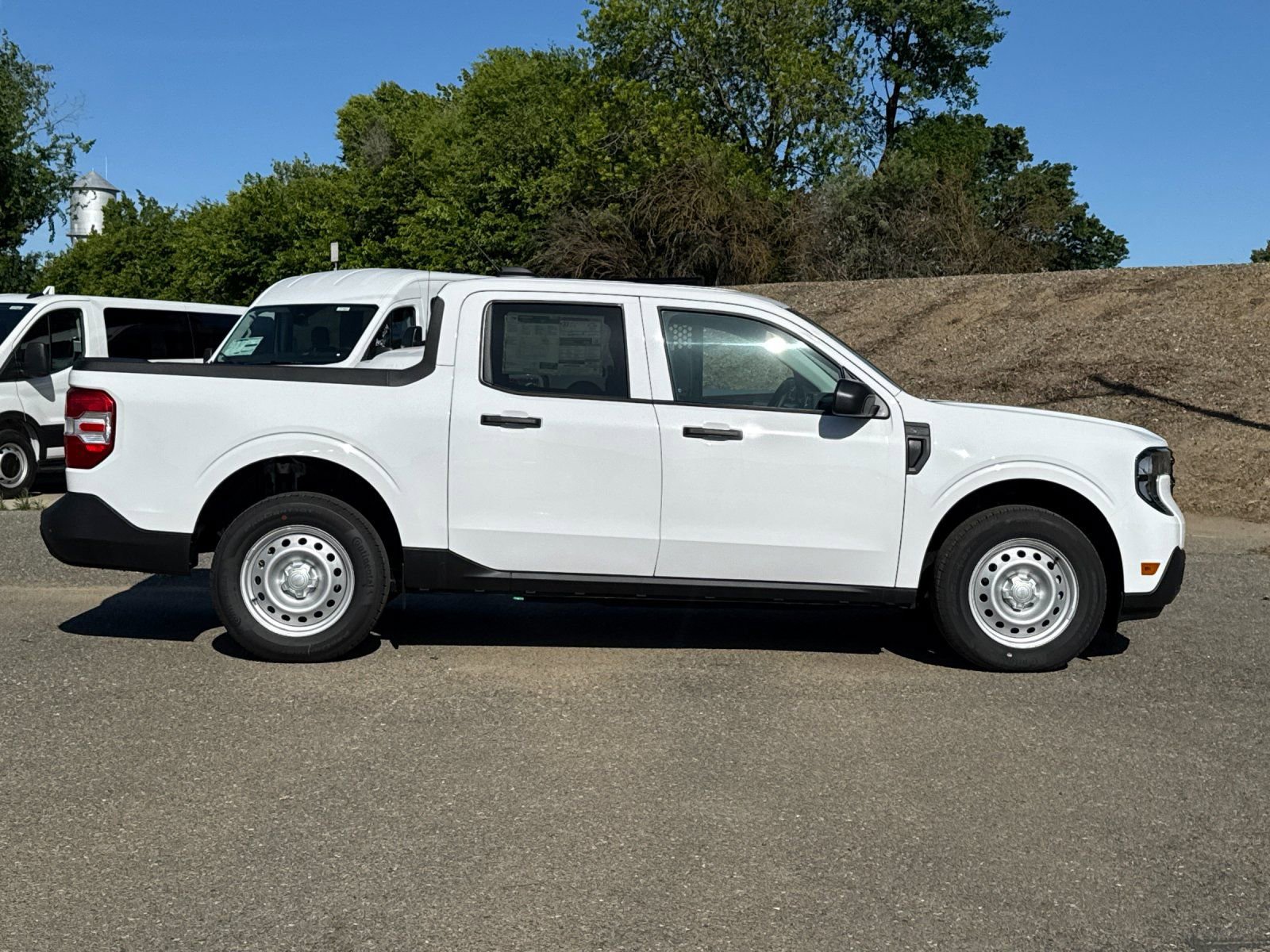 New 2026 Ford Maverick XL image 2