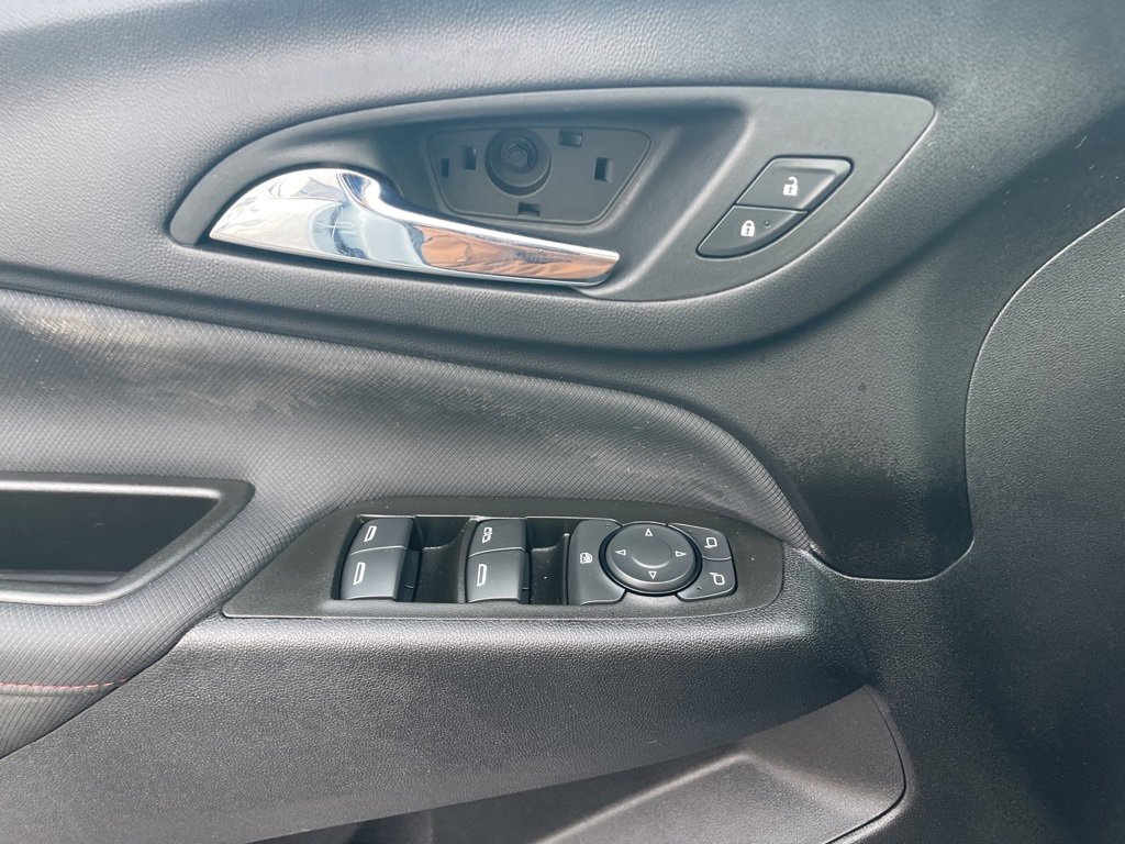 Certified 2023 Chevrolet Equinox RS w/ RS Leather Package image 30