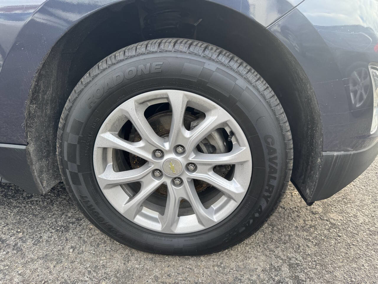 Used 2018 Chevrolet Equinox LS image 3