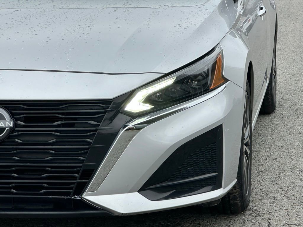 Used 2024 Nissan Altima 2.5 SV image 41