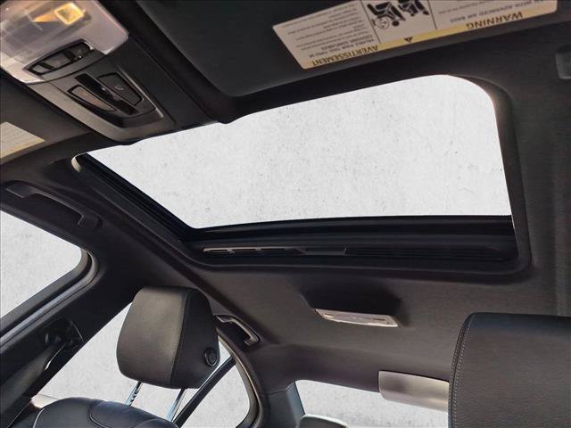Used 2018 BMW 330i Sedan RWD image 13