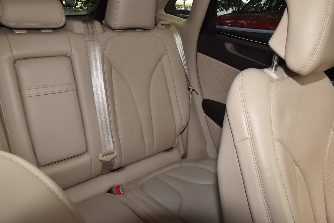 Used 2019 Lincoln MKC Reserve w/ MKC Technology Package FWD image 21