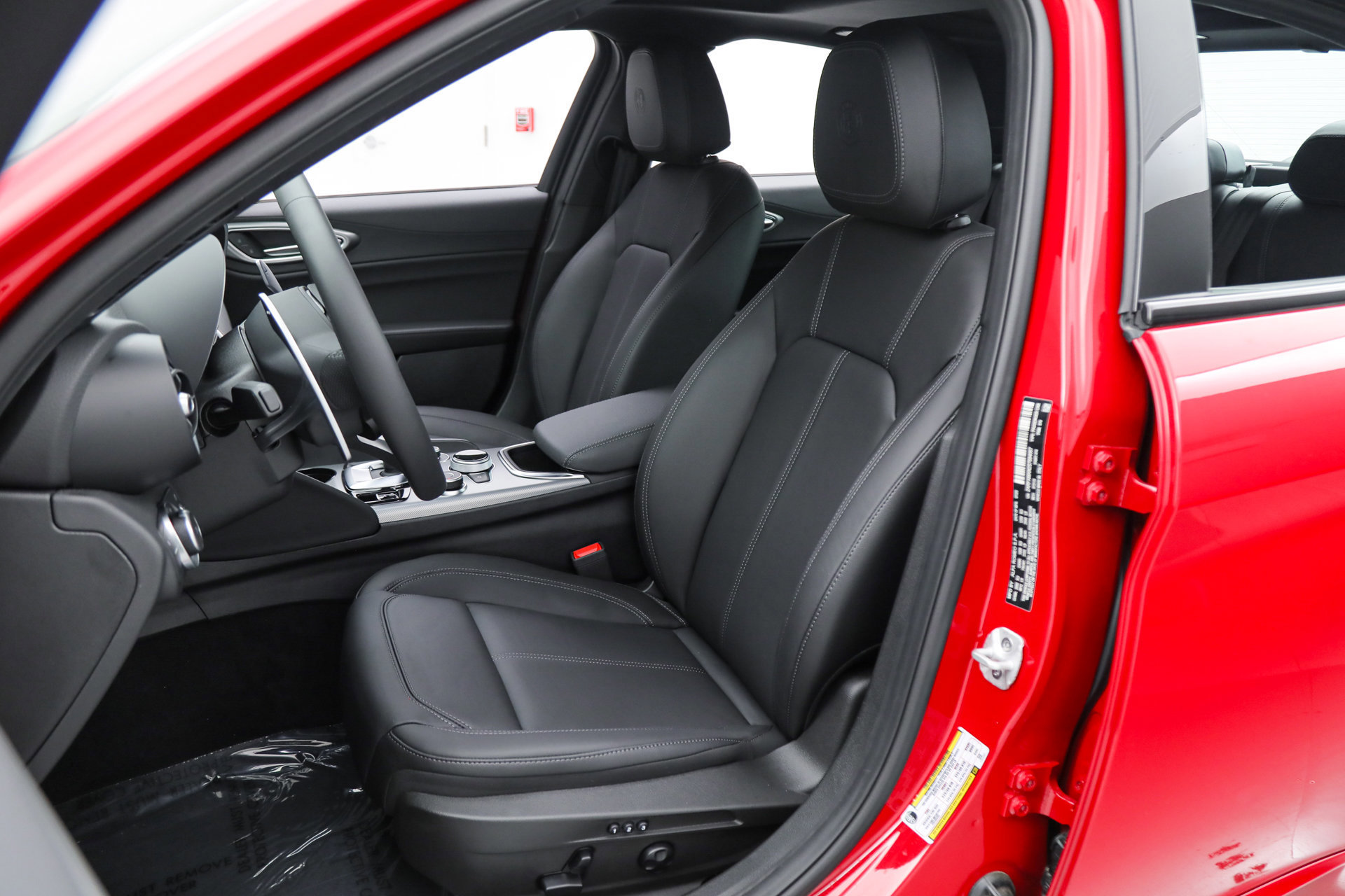 New 2025 Alfa Romeo Giulia w/ Driving Assist Package image 20