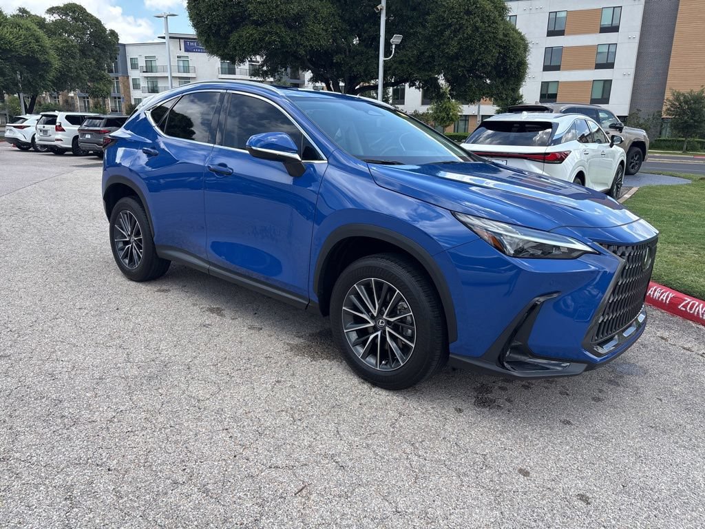 Certified 2025 Lexus NX 250 FWD w/ Accessory Package (2T) image 7