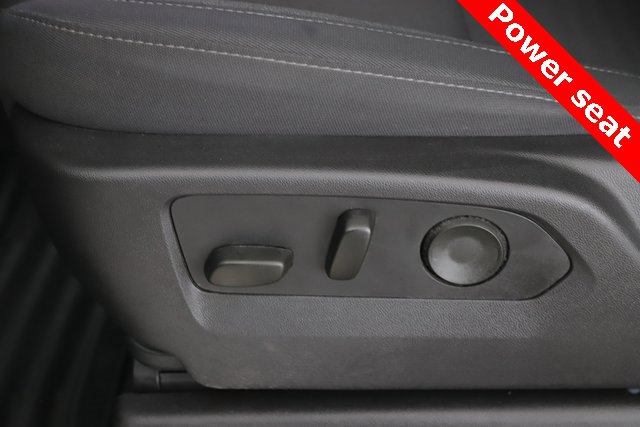 Used 2024 GMC Sierra 3500 SLE w/ SLE Convenience Package image 18