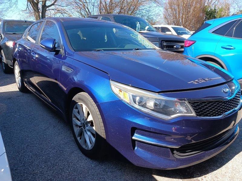 Used 2017 Kia Optima LX w/ Option Group 014 image 4