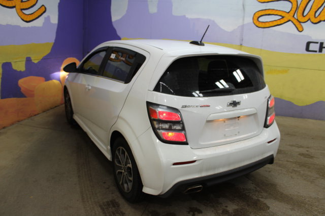 Used 2018 Chevrolet Sonic LT w/ True North Edition FWD image 6