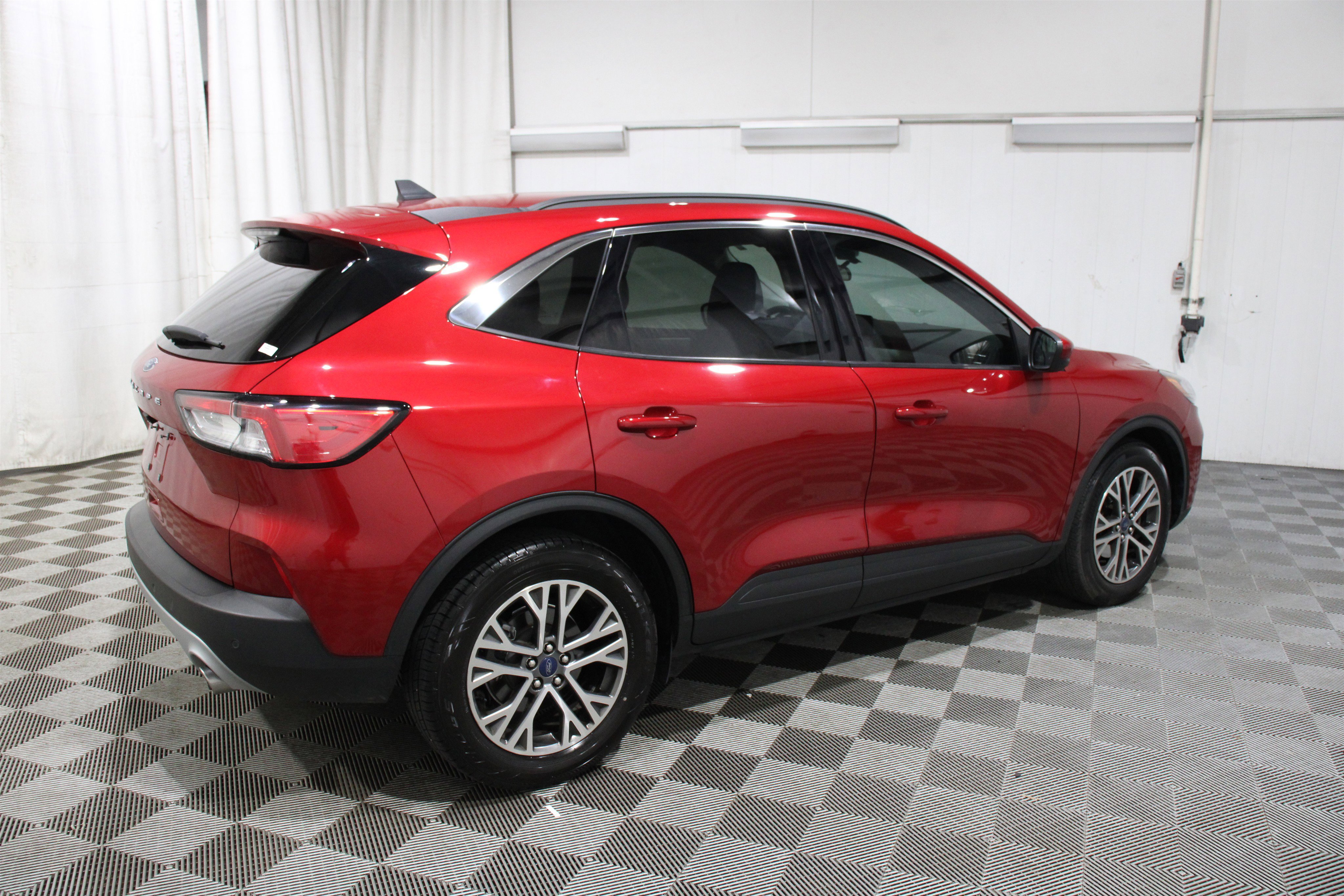 Used 2022 Ford Escape SEL image 31