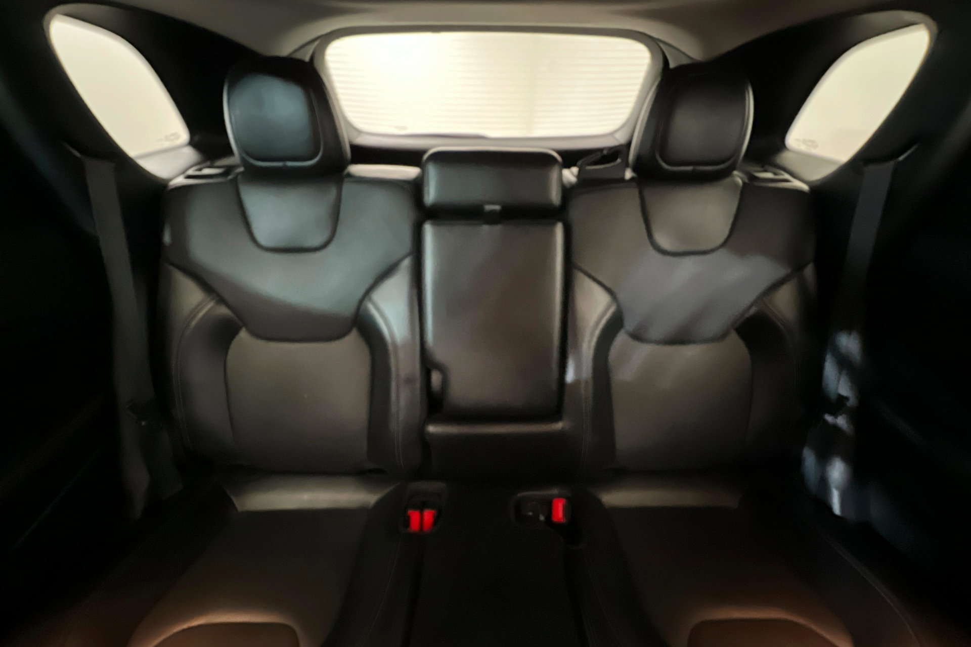 Used 2021 Jeep Cherokee Limited image 25