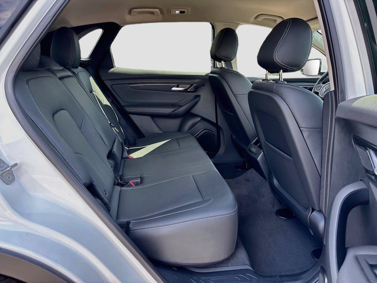 New 2027 VinFast VF 8 Eco AWD/4WD image 26