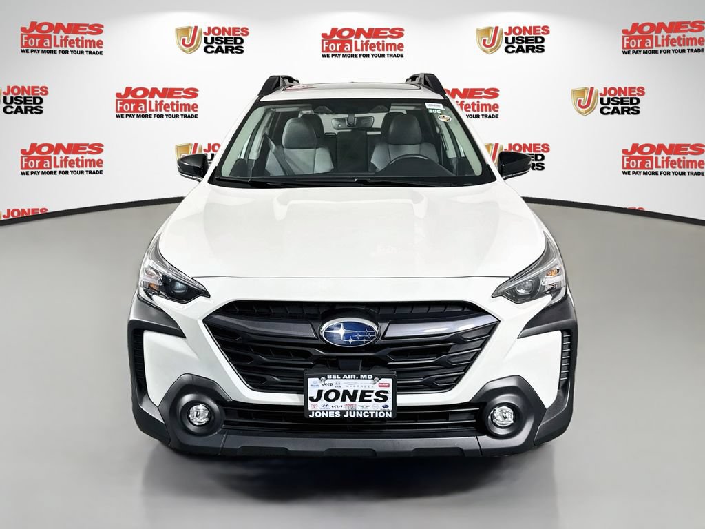 Used 2025 Subaru Outback Premium AWD/4WD image 13