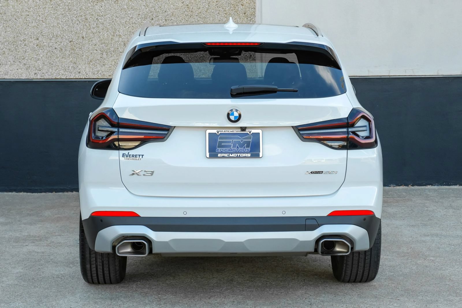 Used 2023 BMW X3 xDrive30i w/ Premium Package w/ZPA AWD/4WD image 8