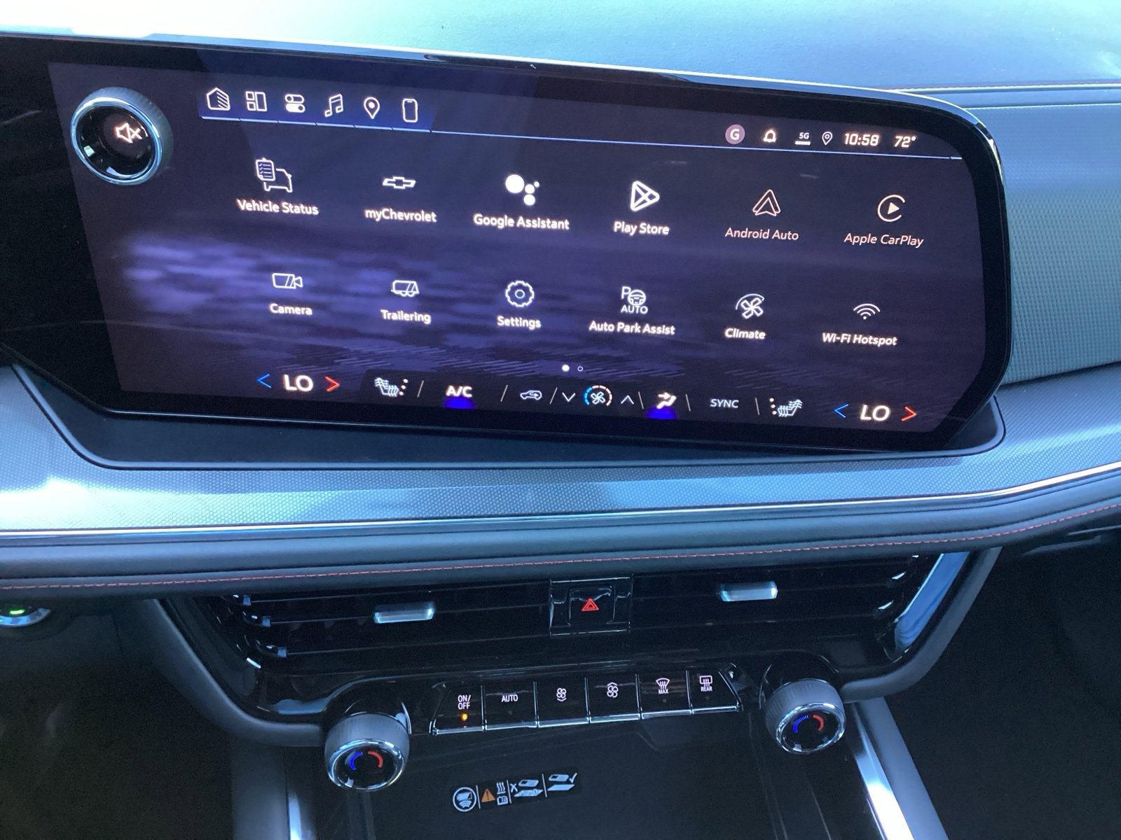 New 2026 Chevrolet Suburban RST w/ Comfort Package image 16