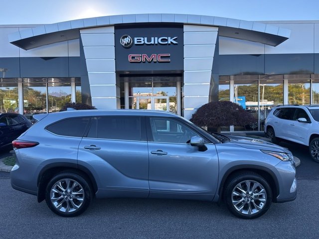 Used 2020 Toyota Highlander Limited image 36