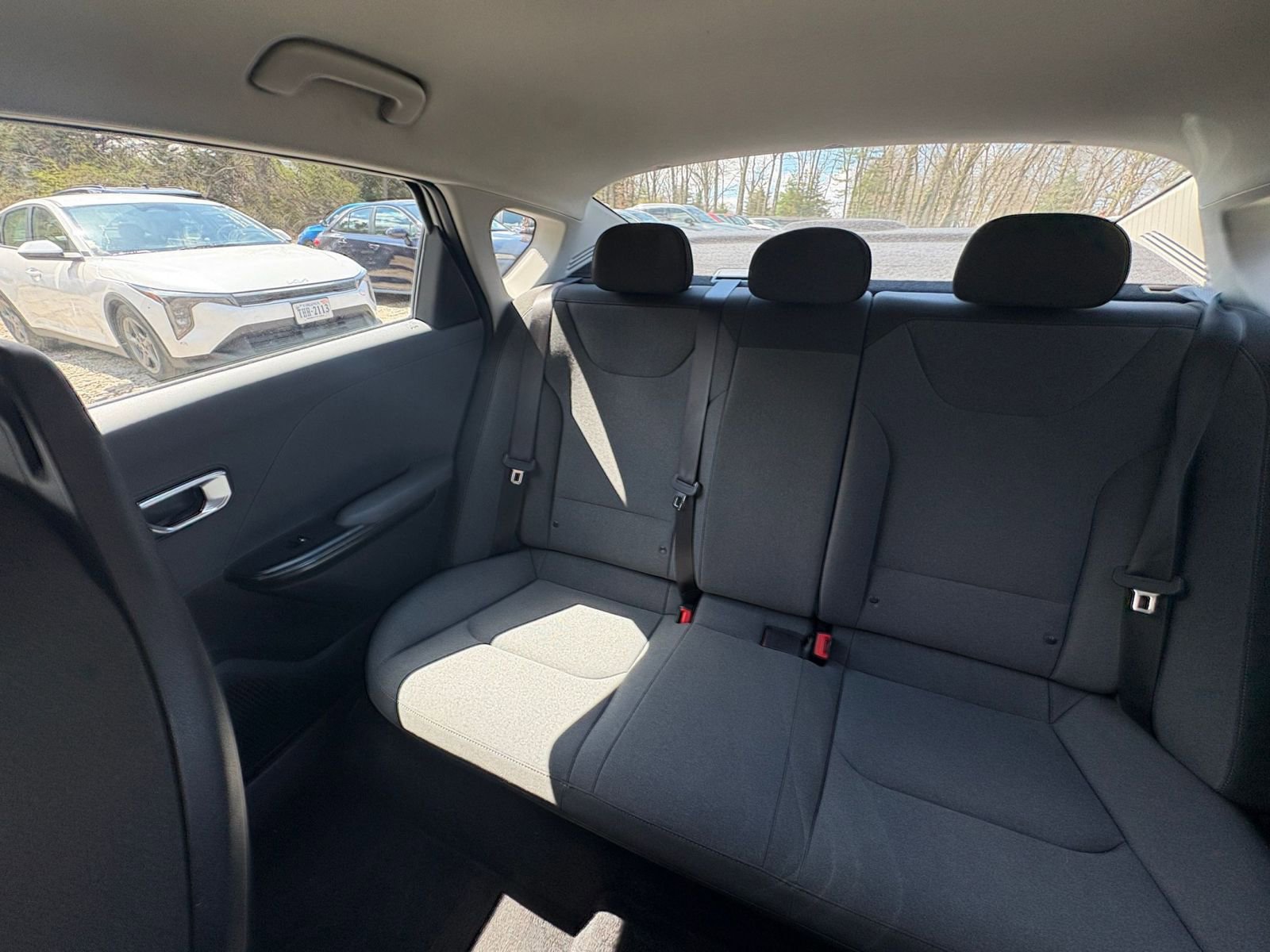 Used 2025 Kia K4 FWD image 37