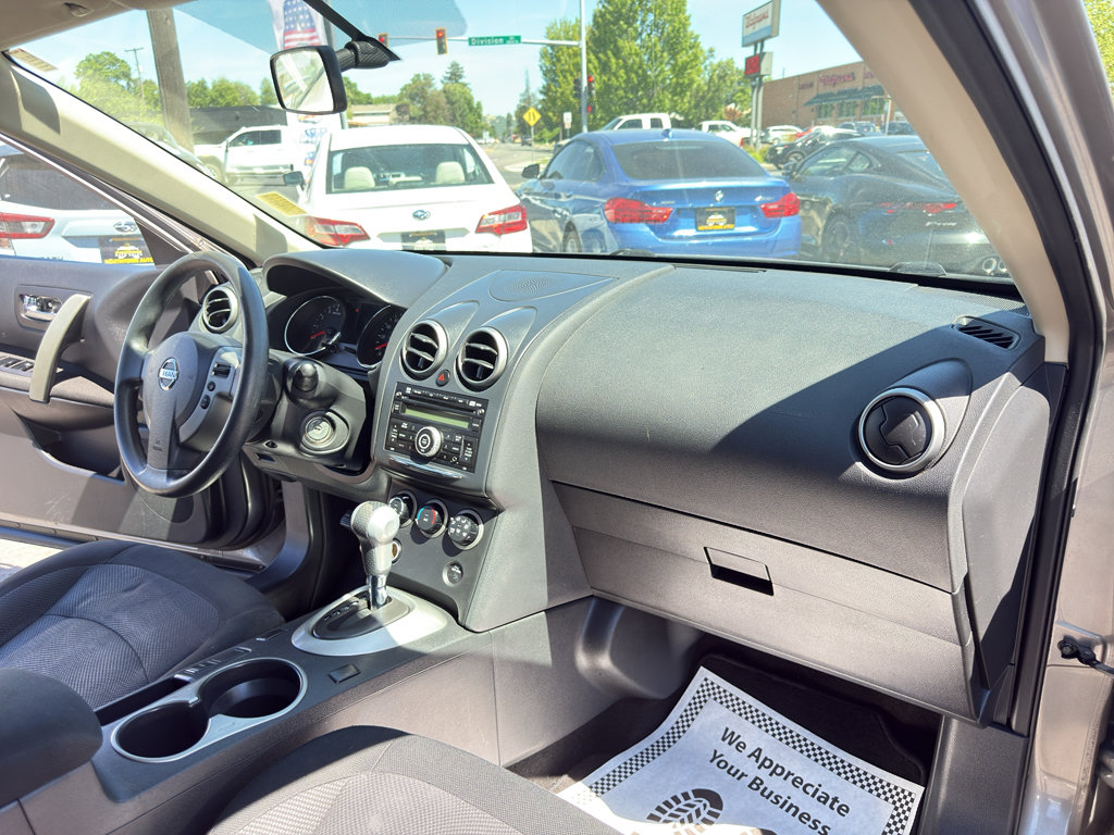 Used 2012 Nissan Rogue S AWD/4WD image 20