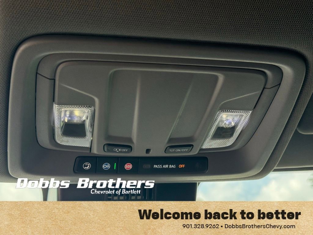 Used 2025 Chevrolet Silverado 1500 LT AWD/4WD image 32