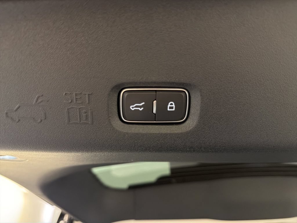 New 2026 Lincoln Navigator Premiere AWD/4WD image 43