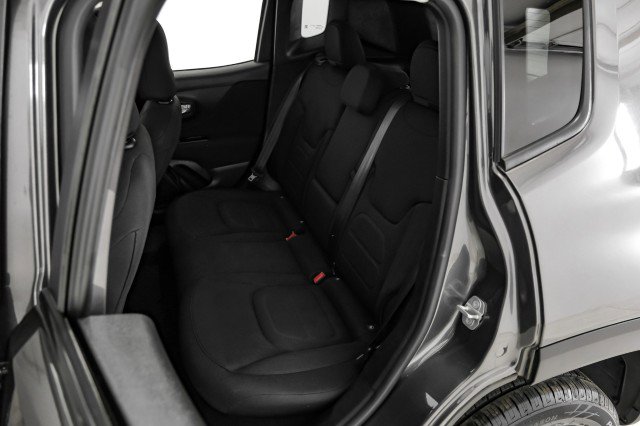 Used 2019 Jeep Renegade Latitude w/ Popular Equipment Group image 34