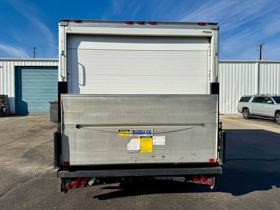 Used 2016 GMC Savana 3500 image 4