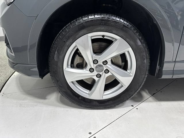 Used 2020 Audi Q3 2.0T Premium Plus AWD/4WD image 9