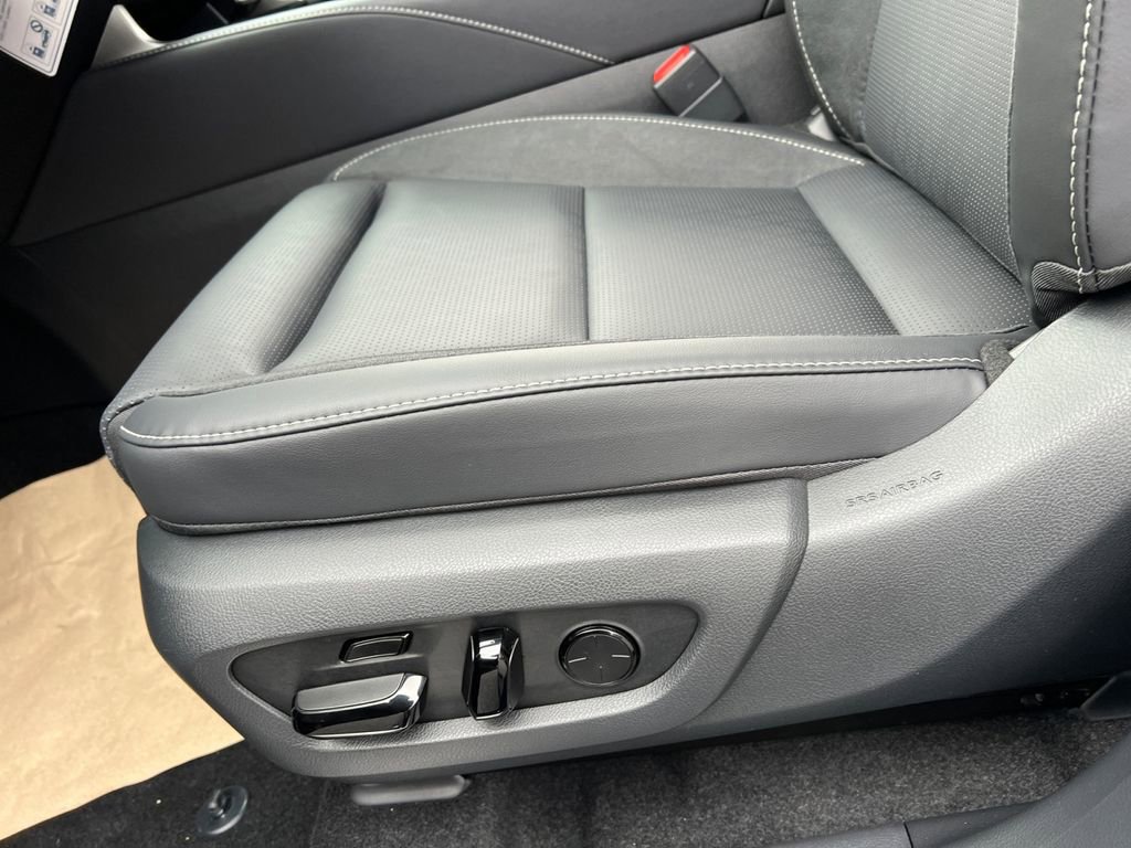 New 2026 Lexus RX 450h AWD image 13