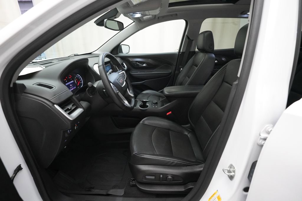 Used 2023 GMC Terrain SLT w/ Elevation Edition AWD/4WD image 7