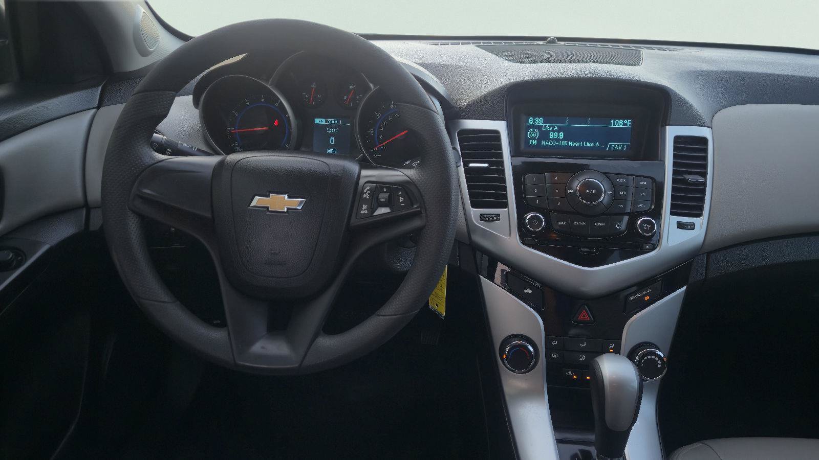 Used 2016 Chevrolet Cruze LS FWD image 16