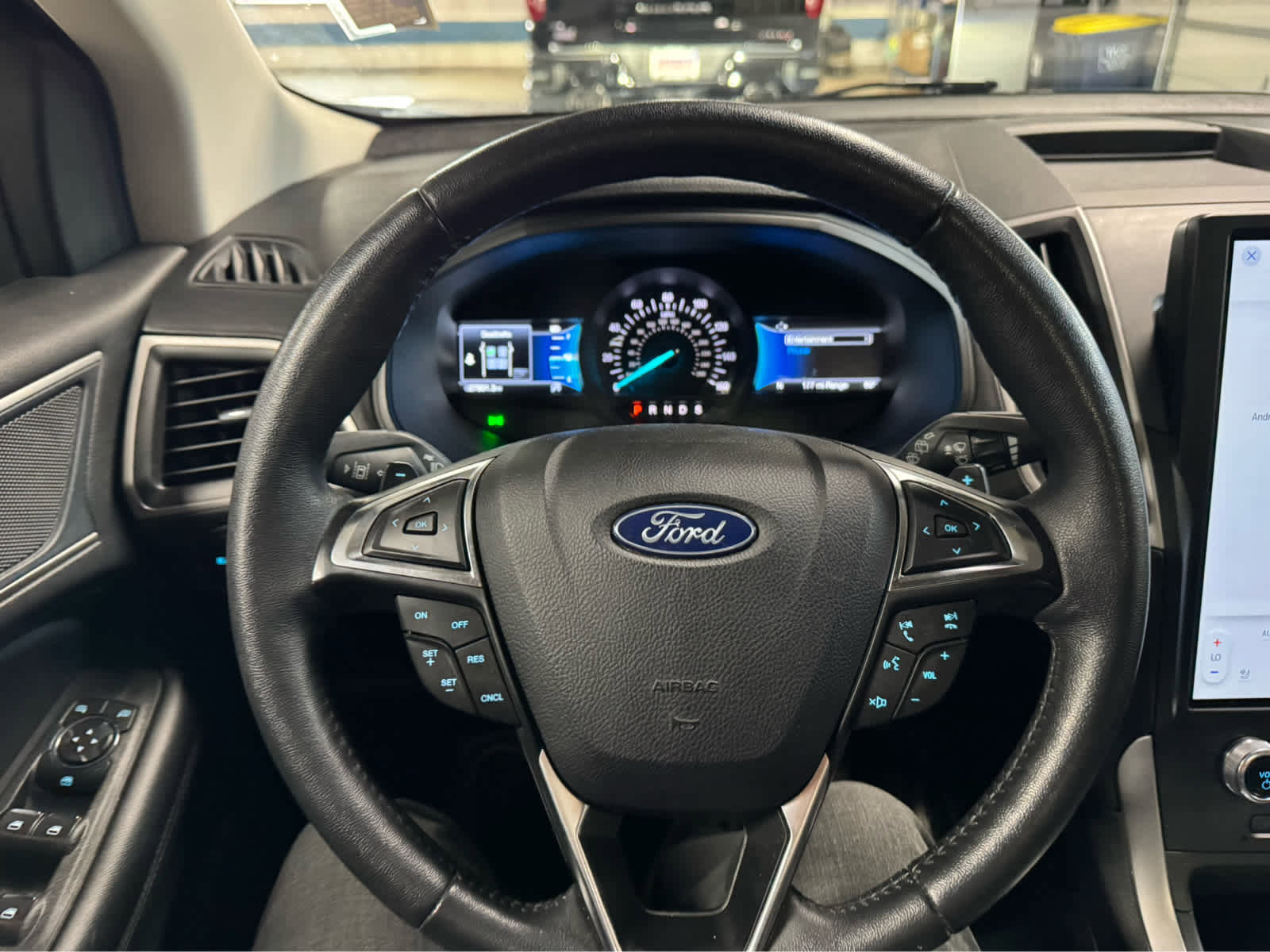 Used 2022 Ford Edge SEL w/ Convenience Package AWD/4WD image 19