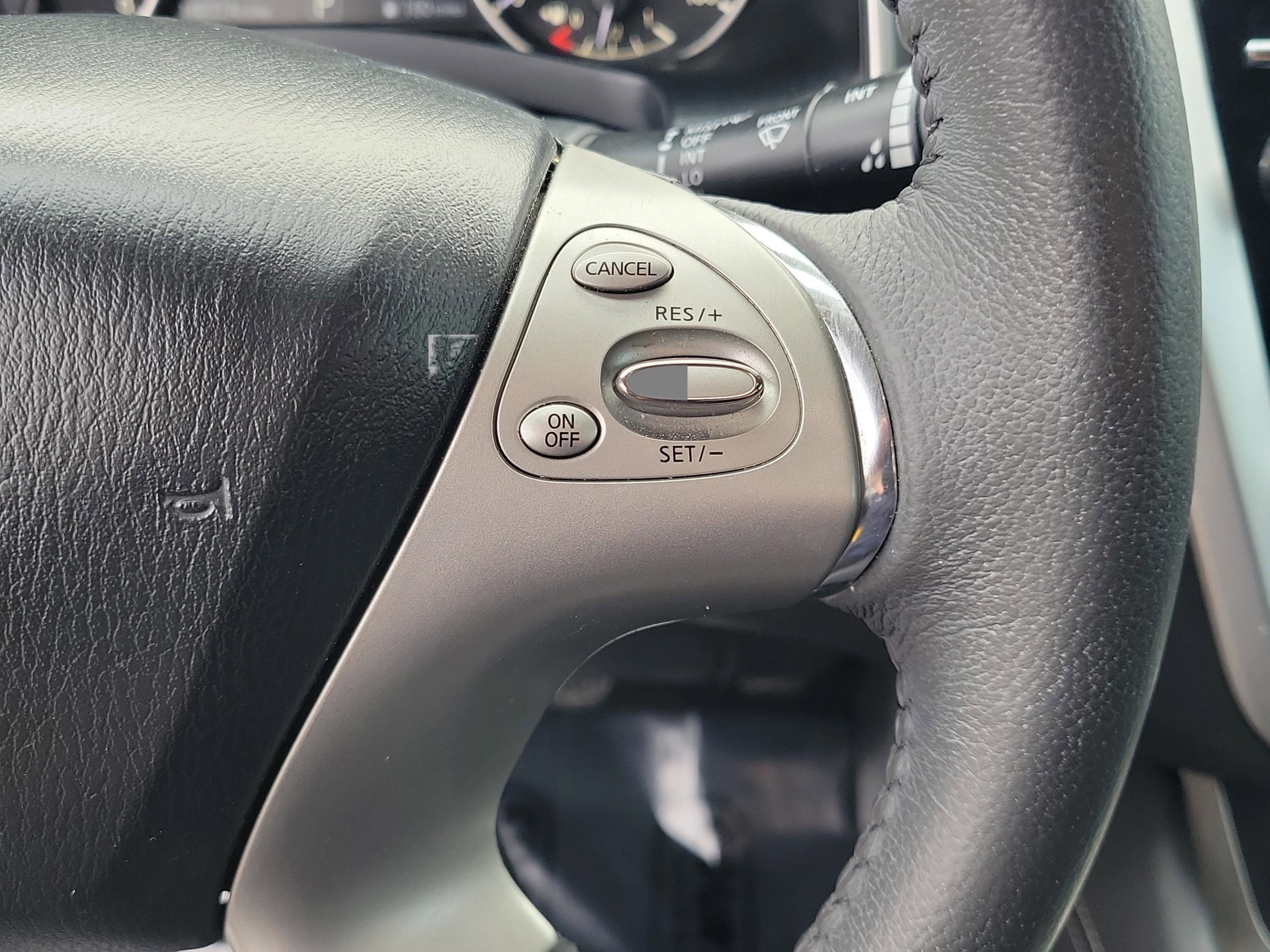 Used 2016 Nissan Murano SV image 29