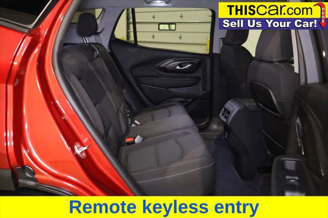 Used 2024 GMC Terrain SLE w/ Elevation Edition image 14