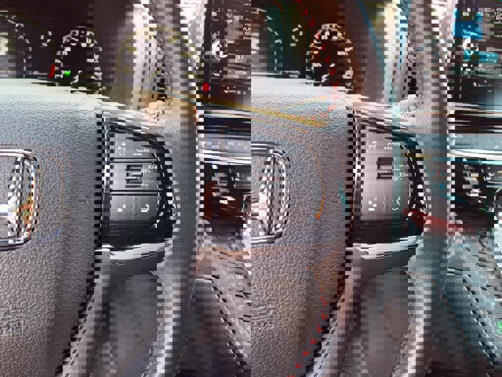 Used 2025 Honda Odyssey Sport-L image 11