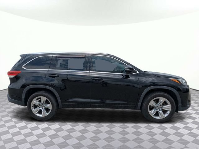 Used 2018 Toyota Highlander Limited FWD image 3