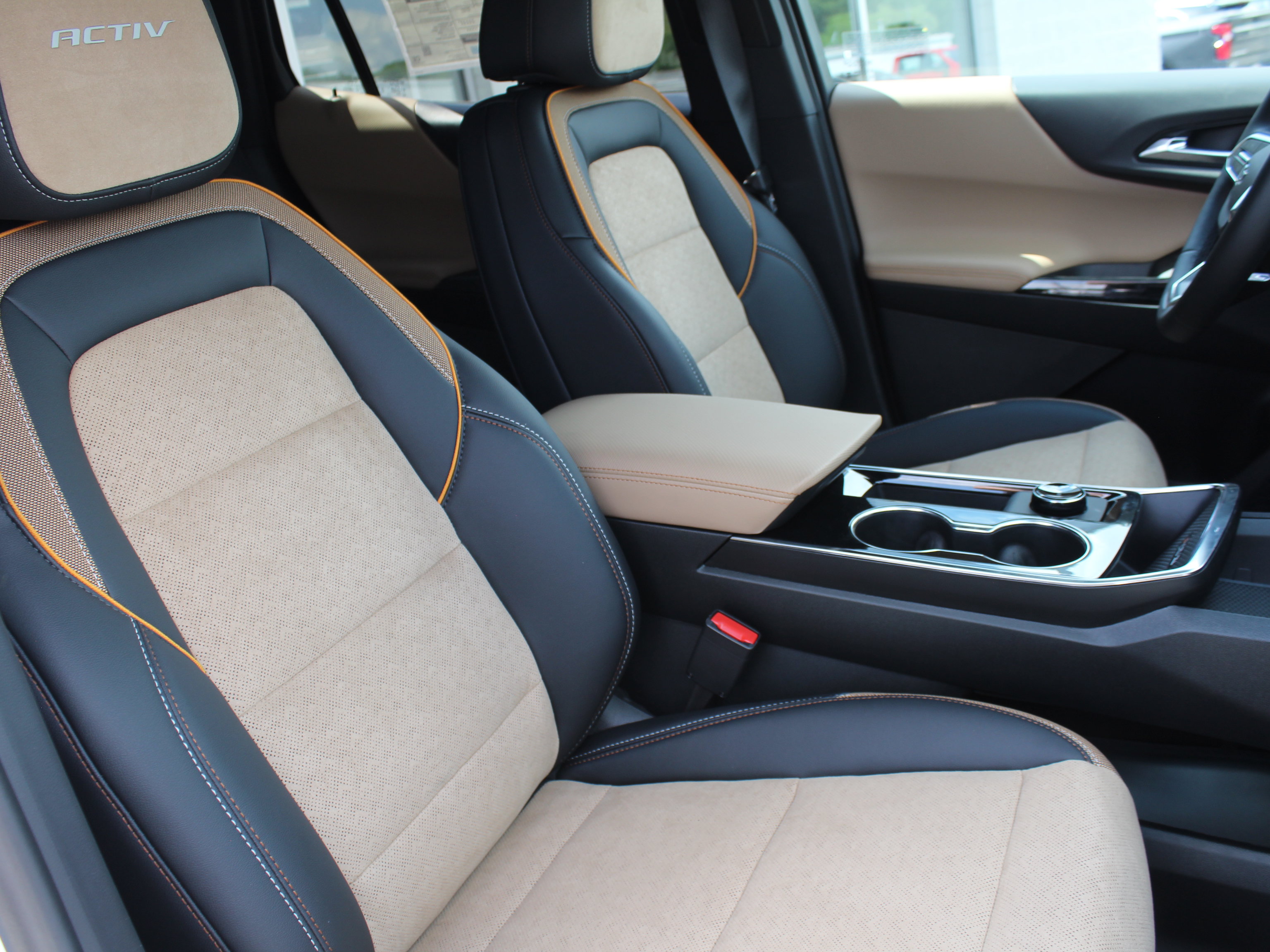 New 2026 Chevrolet Equinox ACTIV FWD image 15