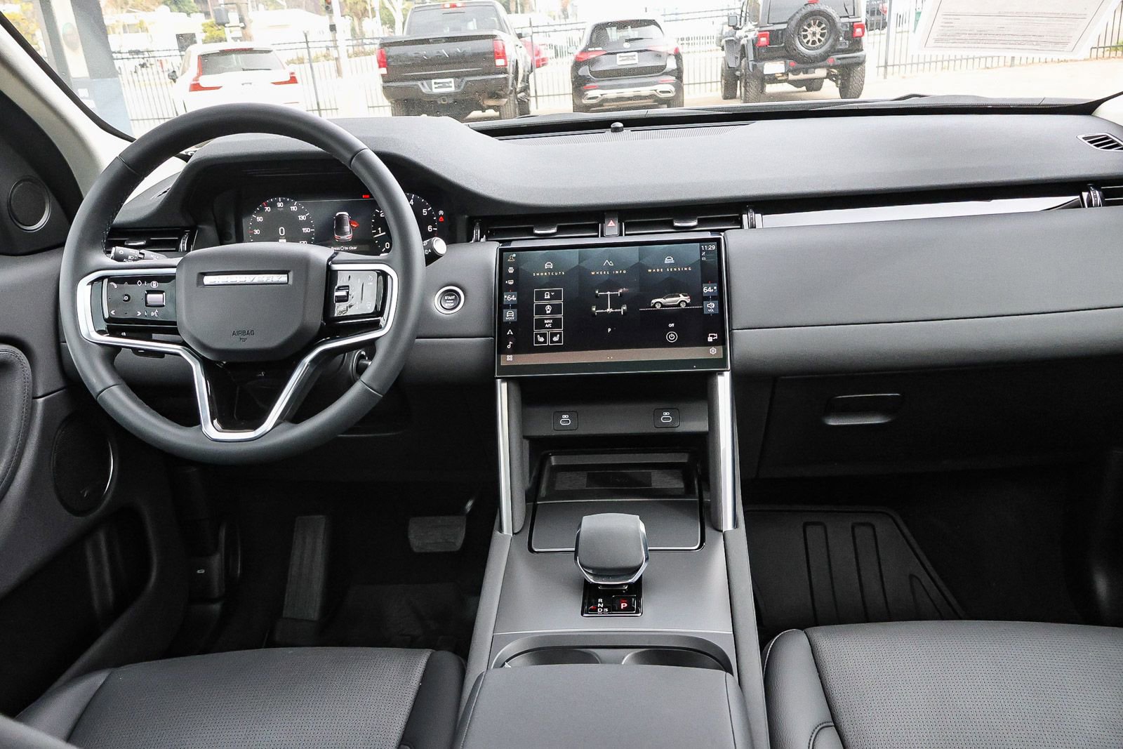Used 2024 Land Rover Discovery Sport S image 21